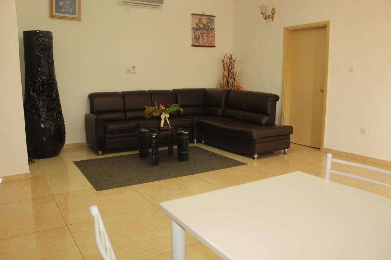 Complexe Hotelier Olympe Korhogo Bagian luar foto