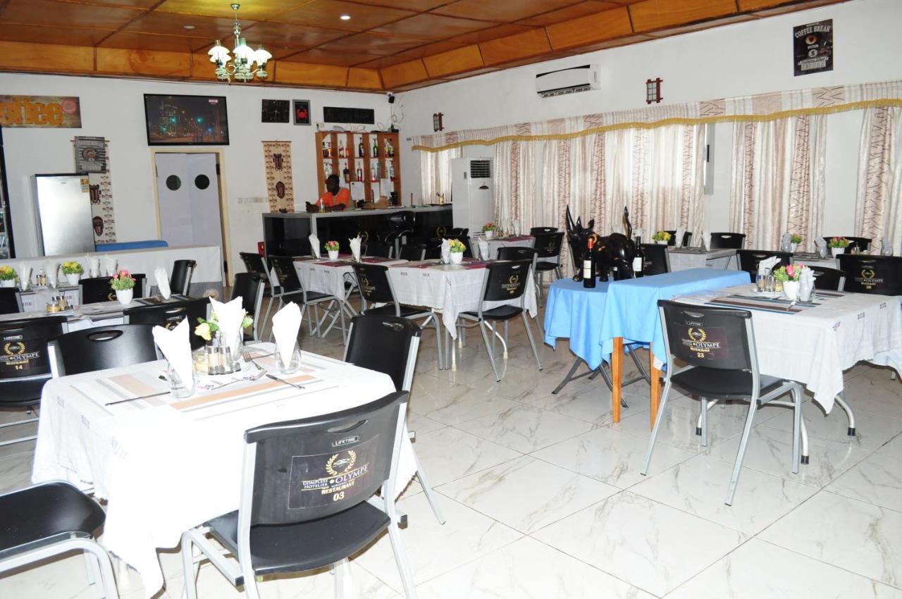 Complexe Hotelier Olympe Korhogo Bagian luar foto